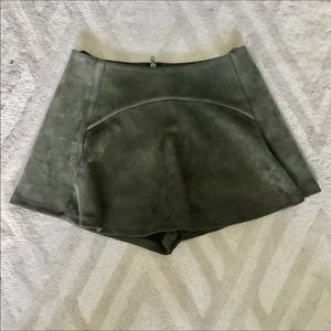 Seek the Label Olive Green Suede Mini Skort Size S